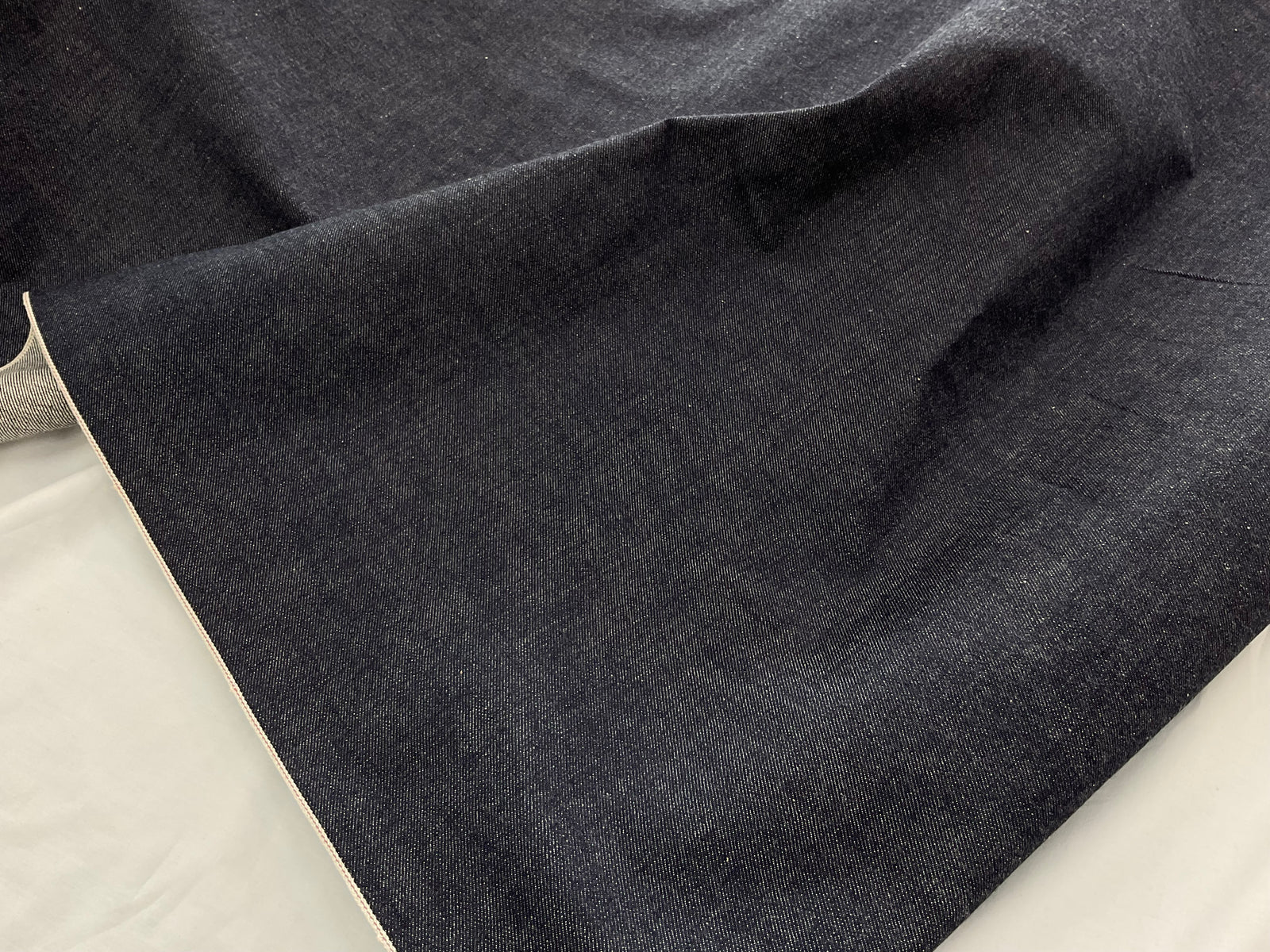 しっかりとした厚みのあるデニム♪ ブルー　ｃ-21