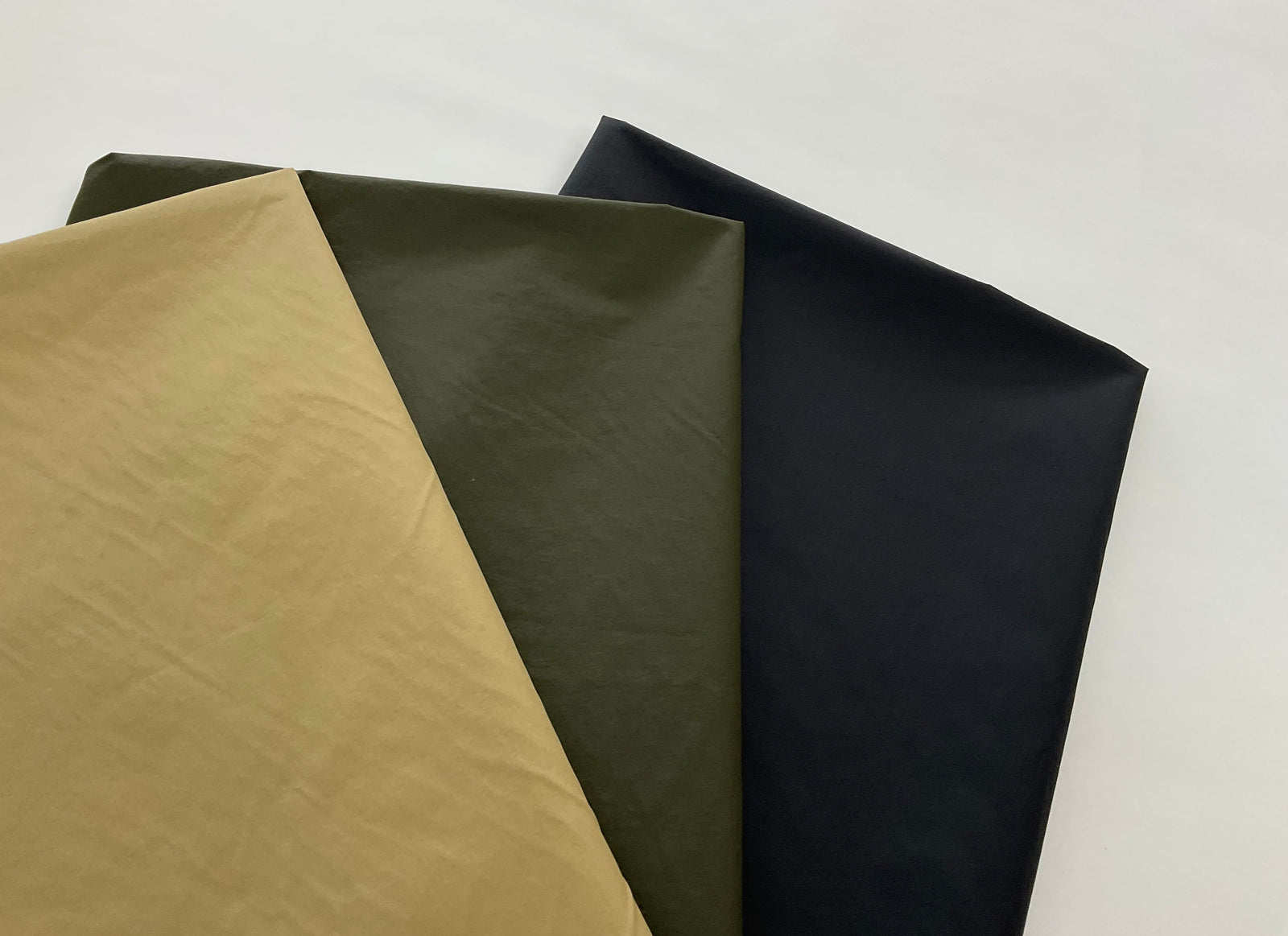 撥水ワッシャーナイロン　生地　ｃ-40　ｃ-41　ｃ-42